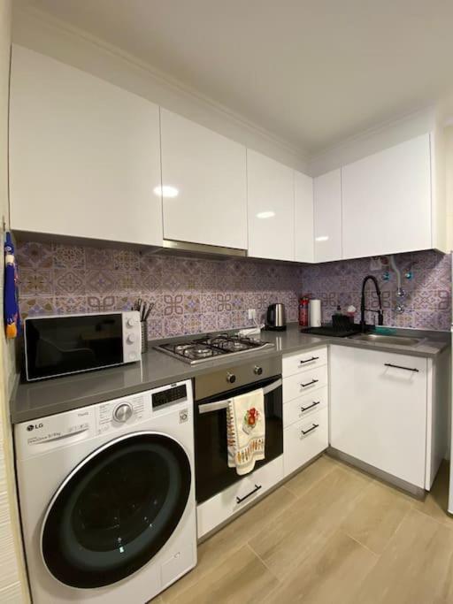 Artistic Digital Getaway - Patio & Great Location! Apartment Lisboa Екстериор снимка